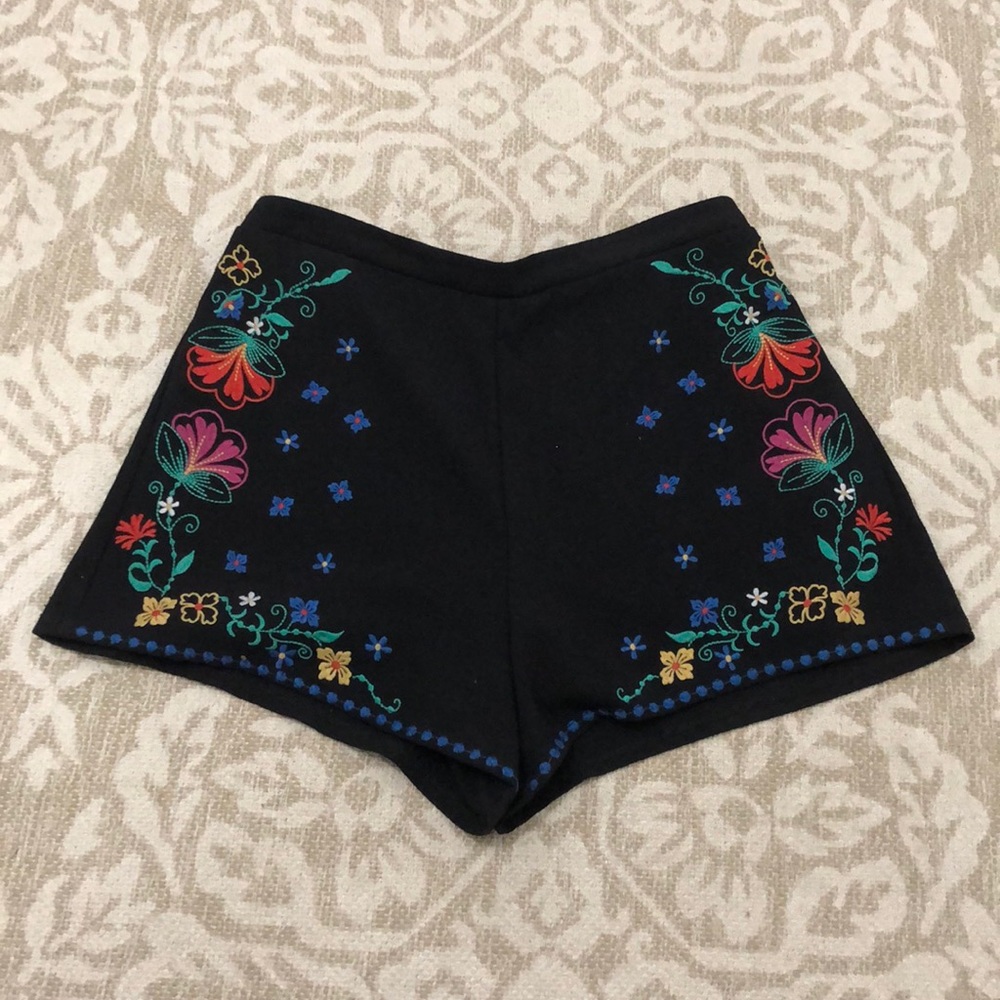 Embroidered Floral shorts